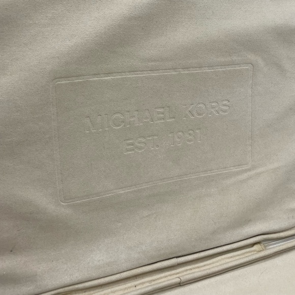 Michael Kors Laptop Case - Picture 11 of 14